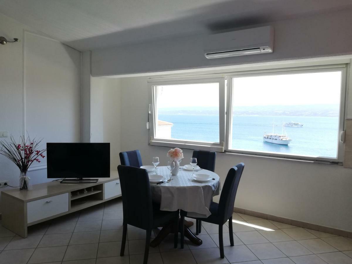 Apartment Petra Dugi Rat Luaran gambar